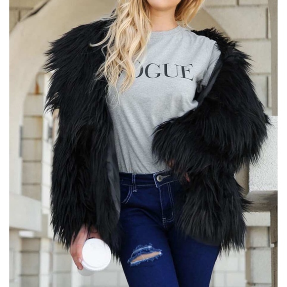 Black Solid Fluffy Faux Fur Winter Coat - Picture 3 of 6